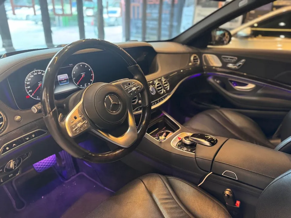 Mercedes-Benz S-Class W222 Ambient Lighting Review photo 2