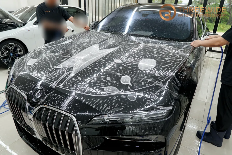 BMW 7 Series G70 PPF施工事例｜費用目安と仕上がり 施工写真 1-2