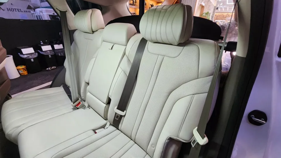 Genesis GV80 interior customization - Genesis GV80 Interior Customization Installation Review — Cost photo 6