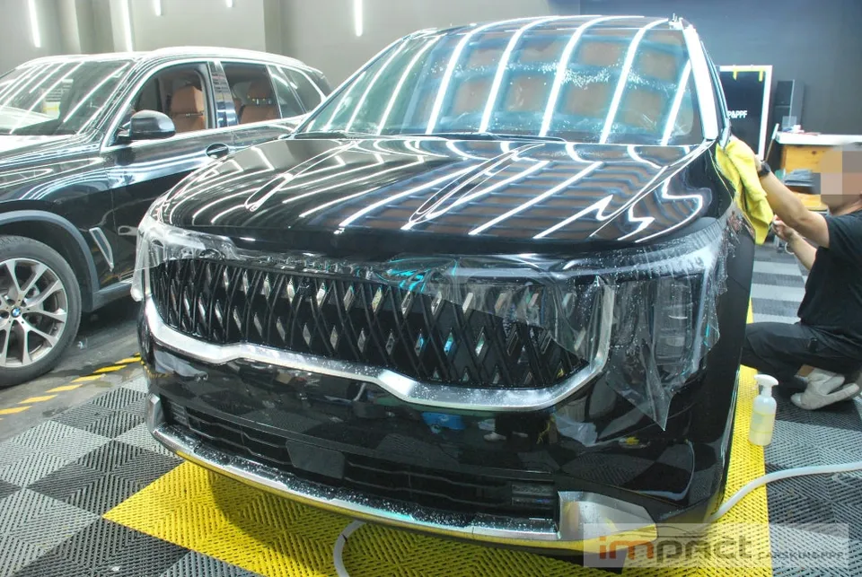 Kia Carnival KA4 PPF施工事例|費用目安と仕上がり 施工写真 2-3