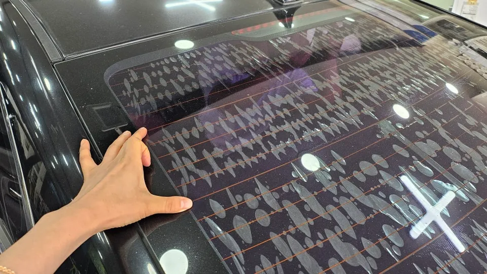 Hyundai Grandeur HGのカーフィルム施工事例 施工写真 6