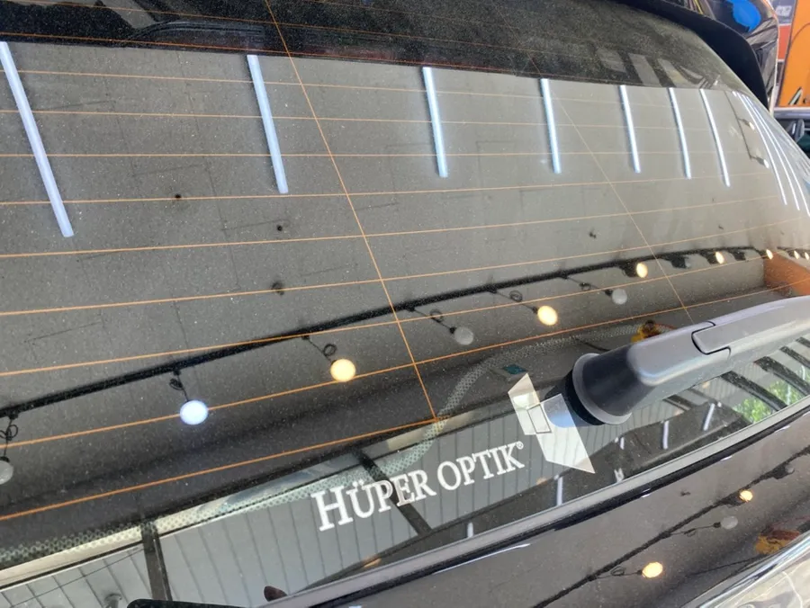 BMW X3のカーフィルム施工事例|断熱・UVカット効果 施工写真 2-1