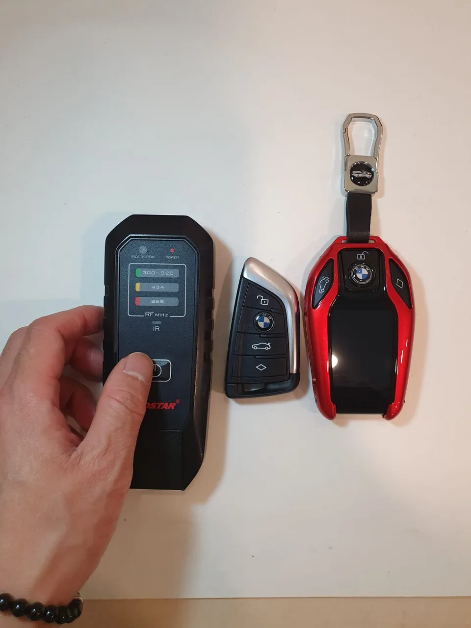 BMW X4 G02 oem options - BMW X4 G02 OEM Options Review: Display Key Upgrade Cost photo 3