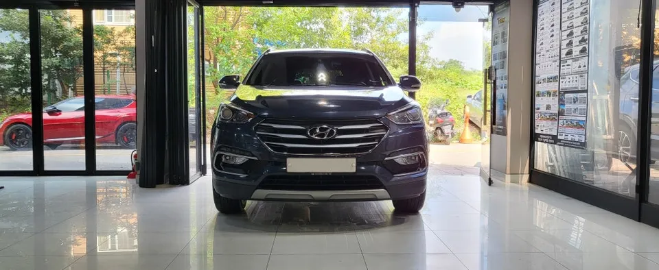 Kia Santa Fe DM body kit installation result