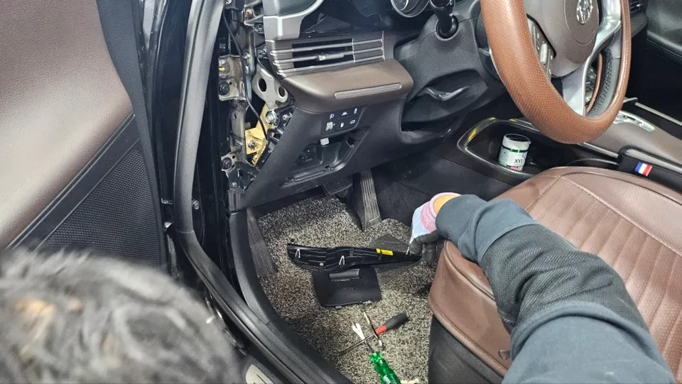 Hyundai Azera Dash Cam Installation Review — Cost & Results photo 4