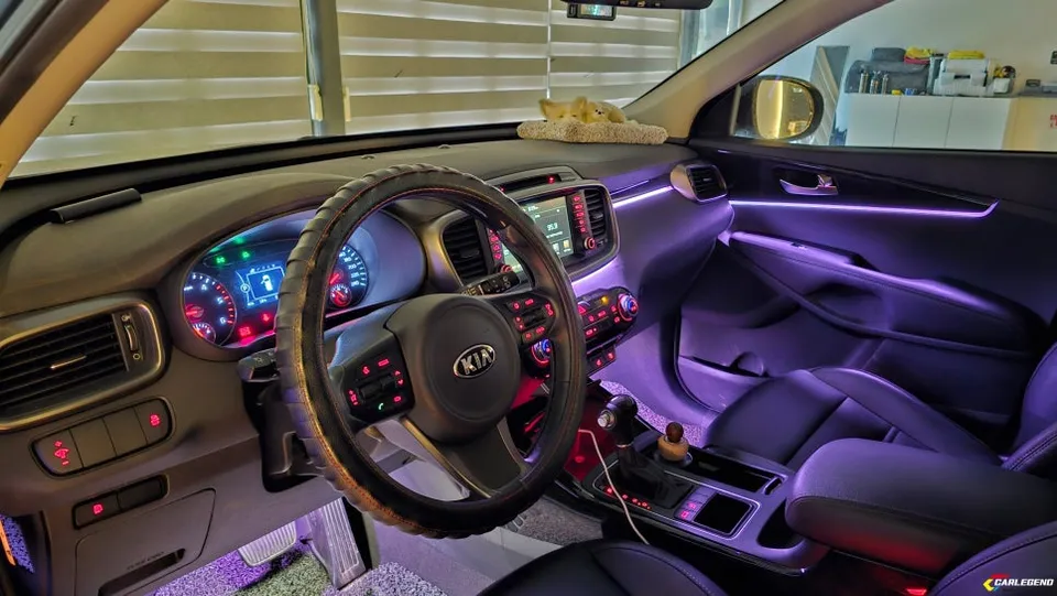 Hyundai Sorento ambient lighting - Hyundai Sorento Ambient Lighting Review - Subtle Upgrade photo 3