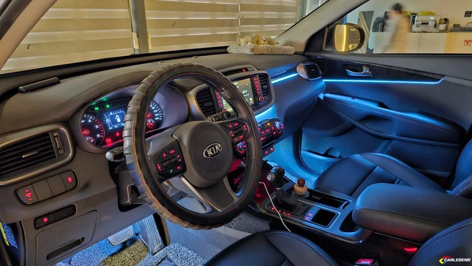 Hyundai Sorento ambient lighting - Hyundai Sorento Ambient Lighting Review - Subtle Upgrade photo 5