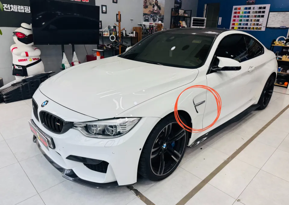 BMW M4のカーラッピング事例｜費用目安・仕上がり 施工写真 1-2