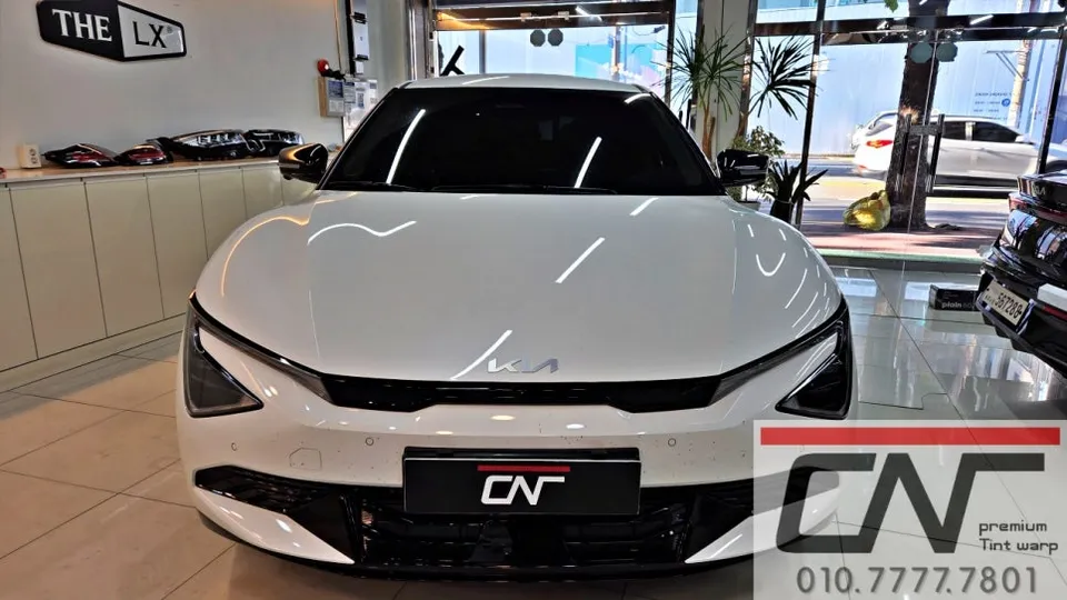 Kia EV6 window tinting installation result