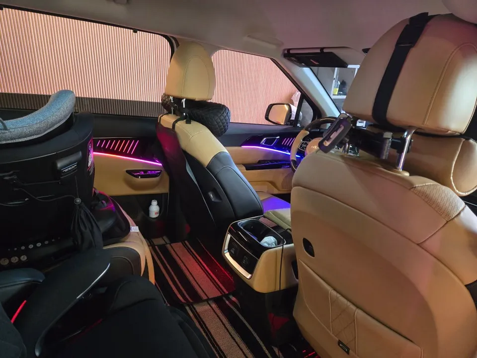 Kia Carnival KA4 ambient lighting - Kia Carnival KA4 Ambient Lighting Review — Cost & Results photo 5