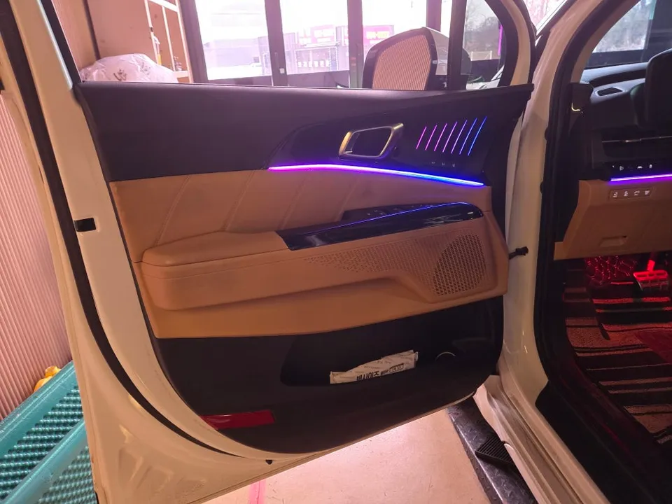 Kia Carnival KA4 ambient lighting - Kia Carnival KA4 Ambient Lighting Review — Cost & Results photo 6