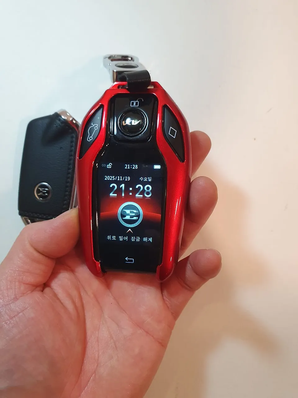 Kia Stinger oem options - Kia Stinger OEM Options Review: Display Key Upgrade photo 5