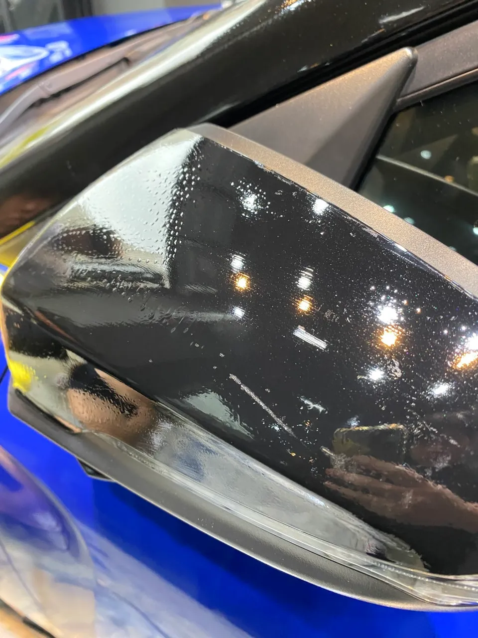 Hyundai Veloster JSのガラスコーティング事例｜費用目安・仕上がり 施工写真 1-3