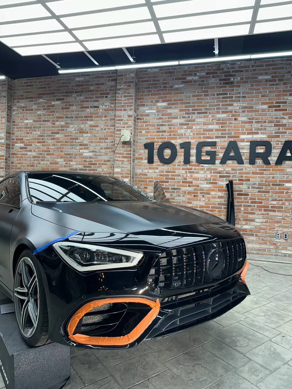 Mercedes-BenzのPPF施工事例 施工写真 1-3