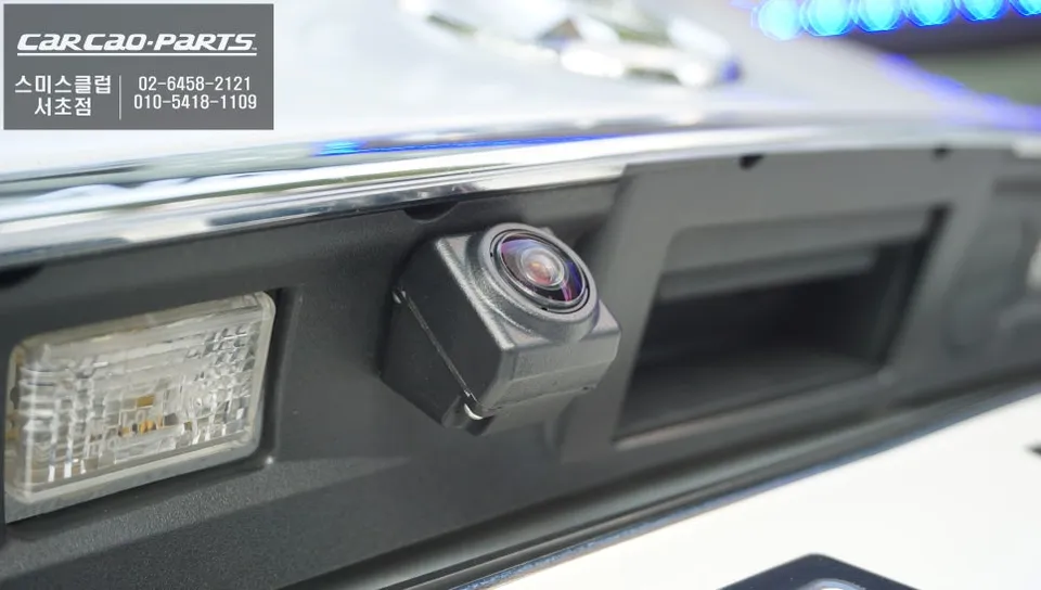 Mercedes-Benz C200 surround view camera - Mercedes-Benz C200 Surround View Camera Installation photo 5