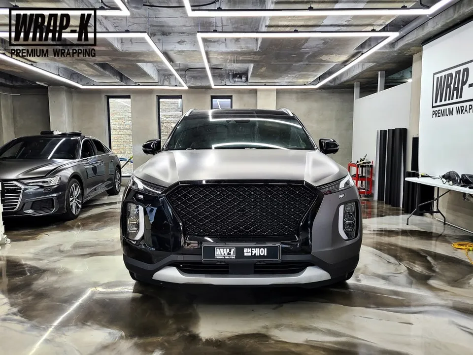 Hyundai Palisadeのカーラッピング事例|費用目安・仕上がり 施工写真 2-2