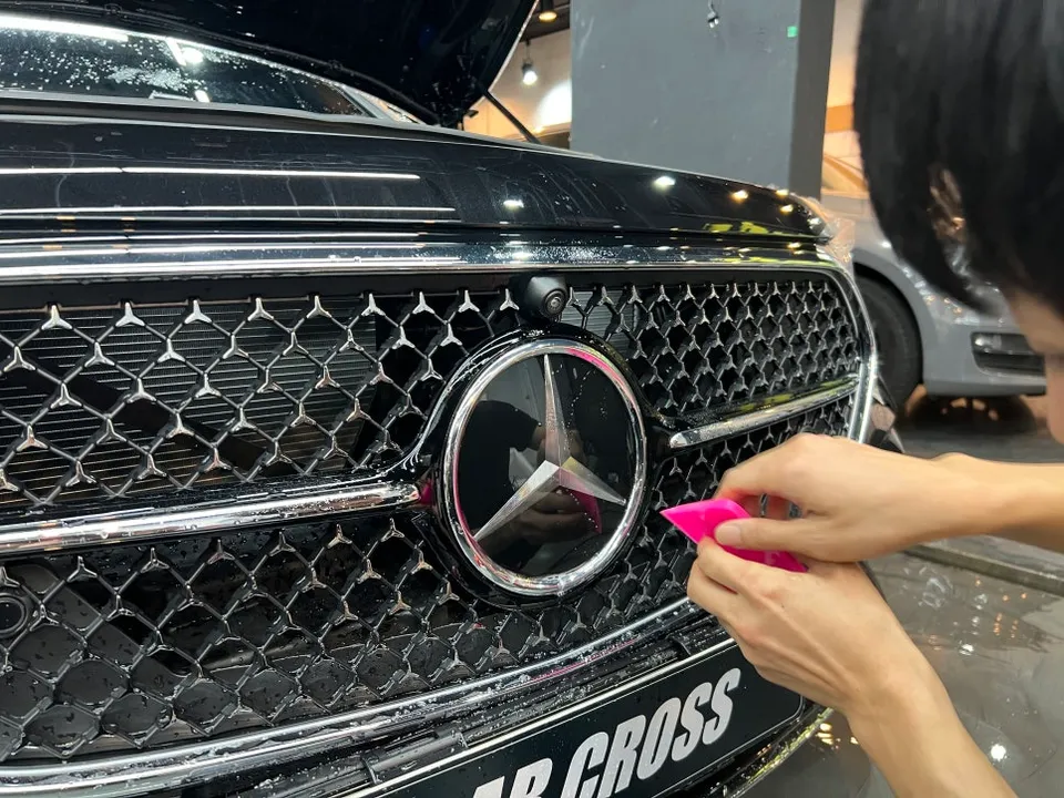 Mercedes-Benz E300のPPF施工事例｜費用目安と仕上がり 施工写真 5