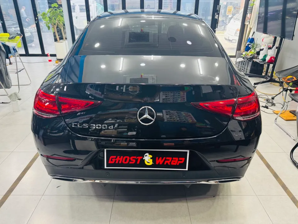 Mercedes-Benz CLSのPPF施工事例｜レタリング交換 施工写真 5