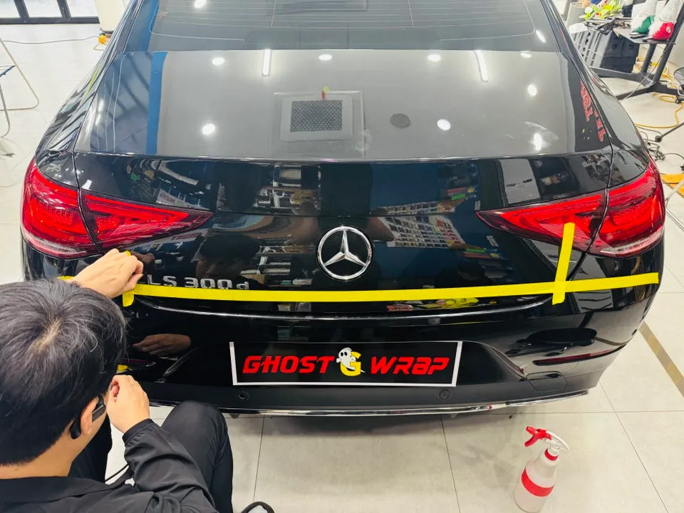 Mercedes-Benz CLSのPPF施工事例｜レタリング交換 施工写真 6