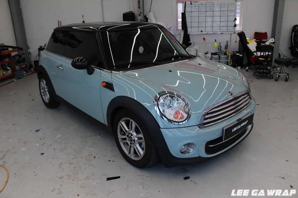 MINI MINI Cooperのカーラッピング事例|費用目安・仕上がり 施工写真 3-1