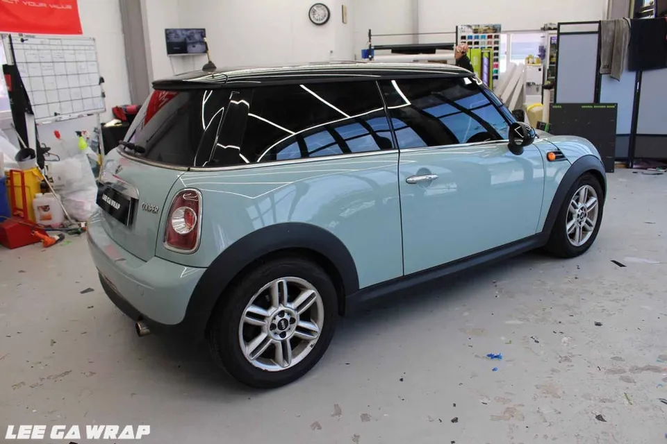 MINI MINI Cooperのカーラッピング事例|費用目安・仕上がり 施工写真 2-2