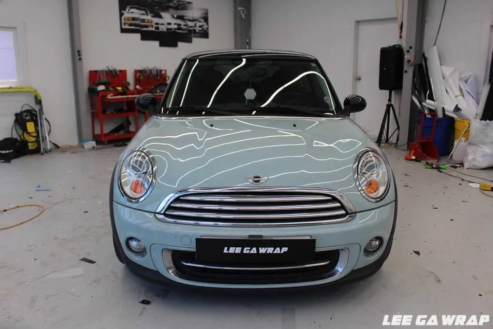 MINI MINI Cooperのカーラッピング事例|費用目安・仕上がり 施工写真 2-3