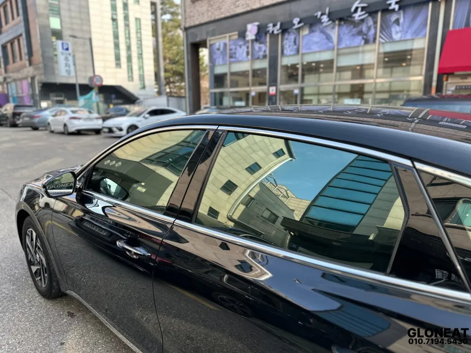 Hyundai Grandeur IGのカーフィルム施工事例|費用目安・仕上がり 施工写真 1-3
