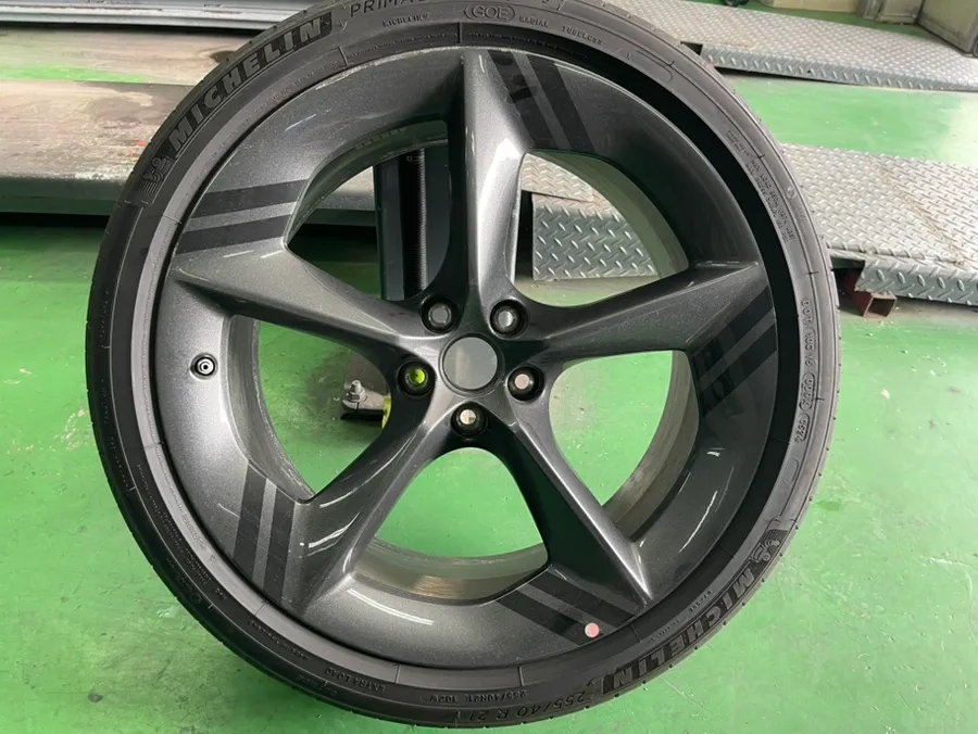 Genesis GV70 wheel caliper paint - Genesis GV70 Wheel & Caliper Paint Review — Flawless Finish photo 3