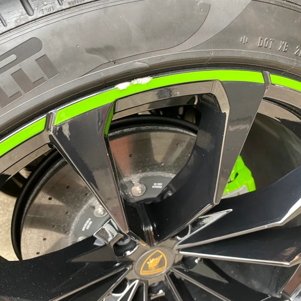 Lamborghini Urus wheel repair - Lamborghini Urus Wheel Repair & Painting Review — Cost & Results photo 3