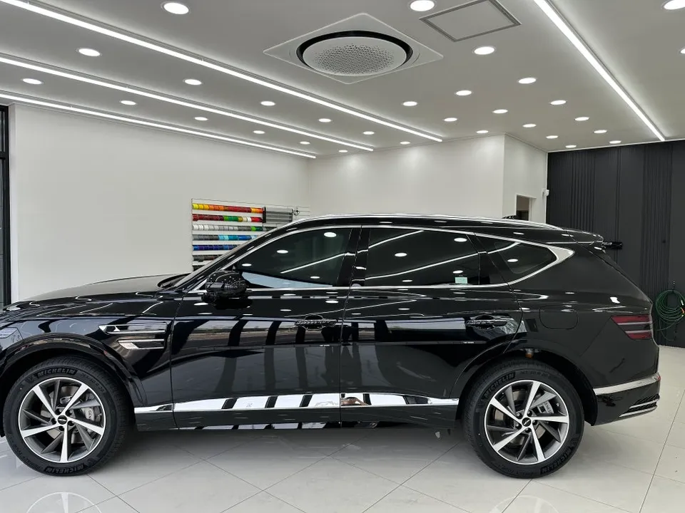 Genesis GV80 Vinyl Wrap Review — Full Chrome Delete & Blackout photo 2
