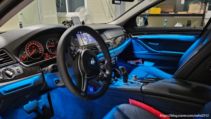 BMW 5 Series ambient lighting - BMW 5 Series Ambient Lighting Review: Cost & Results photo 5