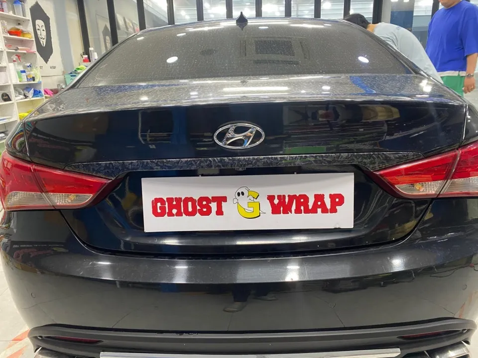 Hyundai Sonata vinyl wrap - Hyundai Sonata Vinyl Wrap Review — Forged Carbon Trunk photo 3