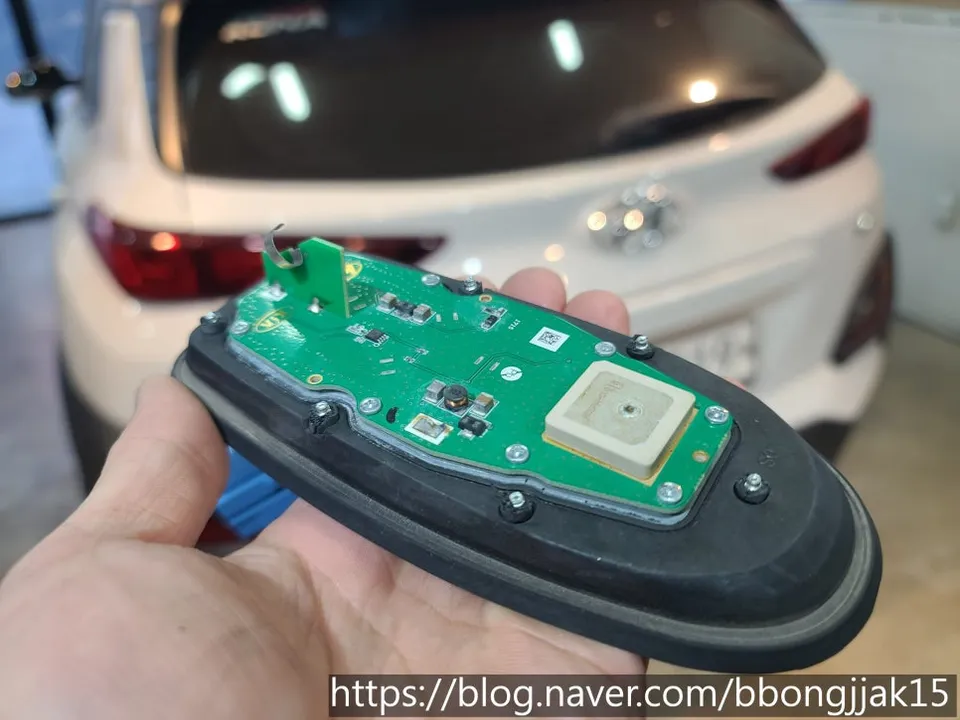 Hyundai Kona body repair - Hyundai Kona Body Repair Installation Review — Cost photo 3