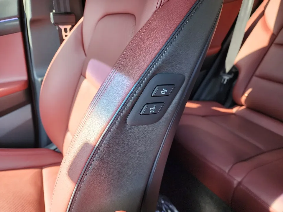 Kia Tucson seat ventilation - Kia Tucson Seat Climate Upgrade Review photo 4