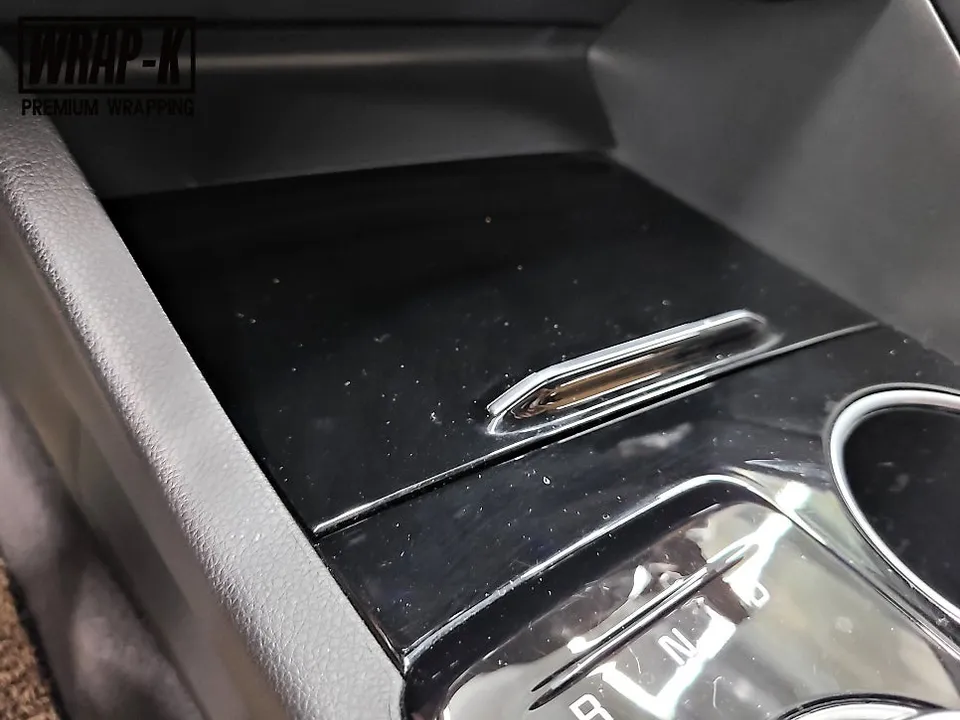 Kia K5 DL3 vinyl wrap - Kia K5 DL3 Interior Wrap Review — Black Brush Finish photo 5