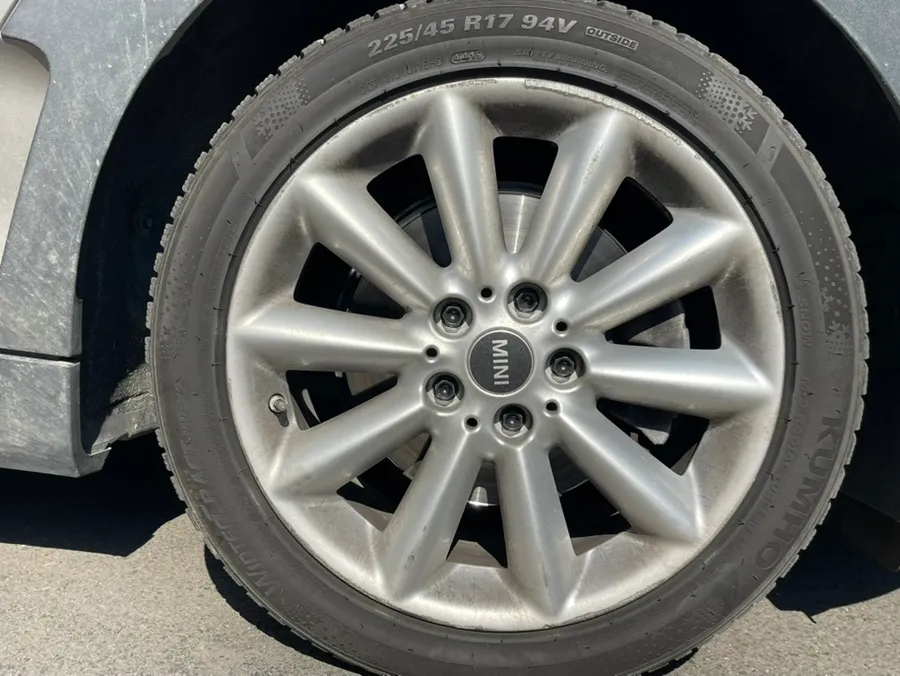 MINI Clubman wheel repair - MINI Clubman Wheel Repair & Painting Review photo 5