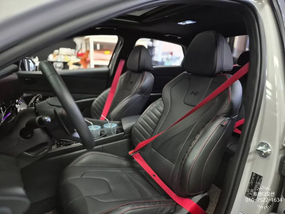 Hyundai Elantra CN7 interior customization - Hyundai Elantra CN7 Interior Customization Review — Red Seatbelts photo 3