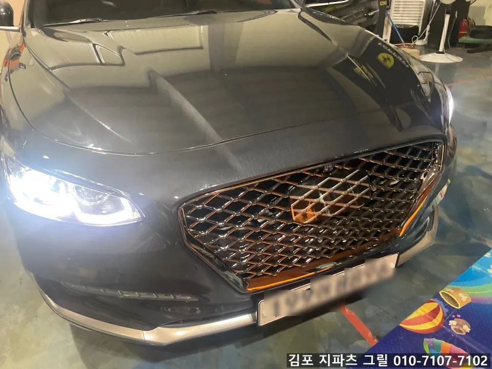 Hyundai Grandeur IG body kit - Hyundai Grandeur IG Body Kit Installation Review photo 3