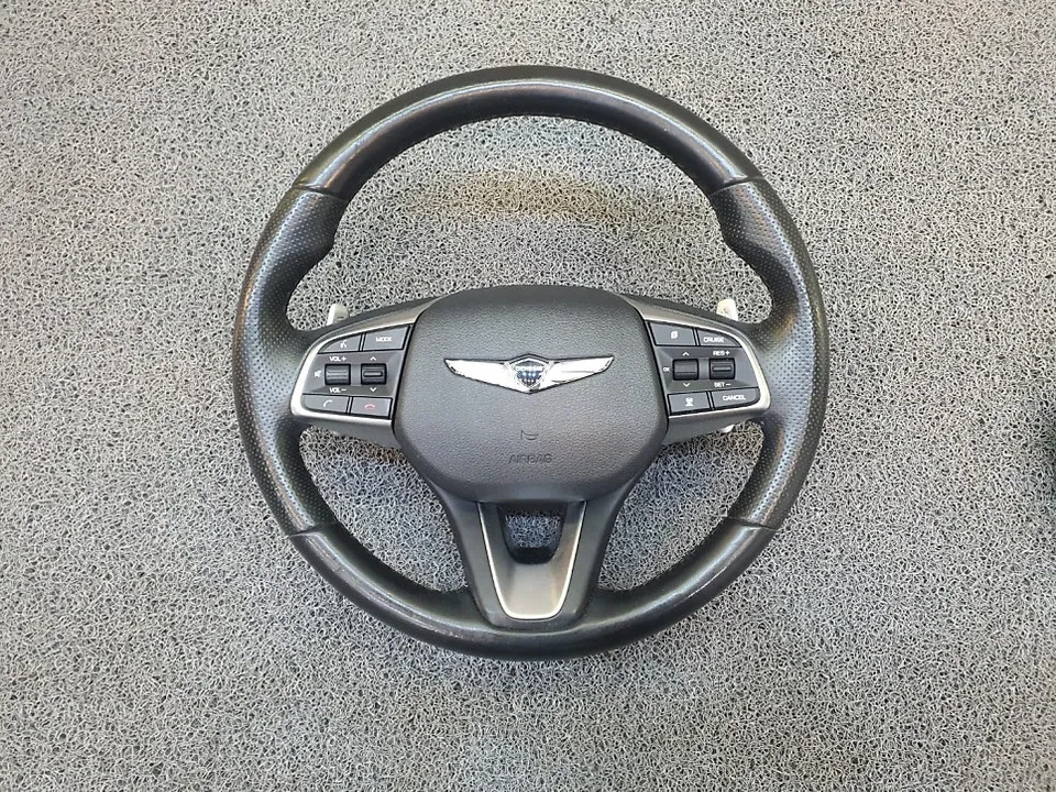 Genesis G80 steering wheel - Genesis G80 Custom Steering Wheel Installation Review photo 3