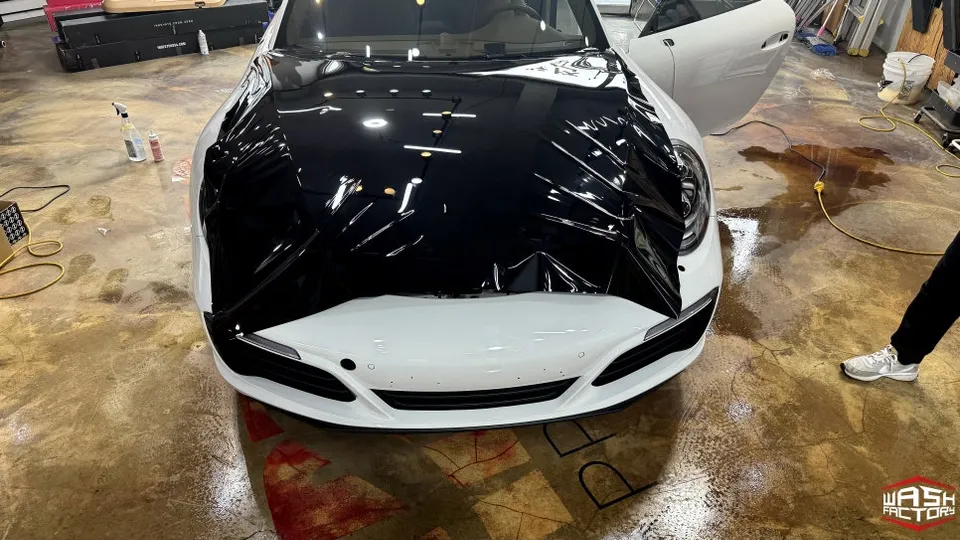 ポルシェ 911カレラ カーラッピング事例|費用目安・仕上がり 施工写真 1-3
