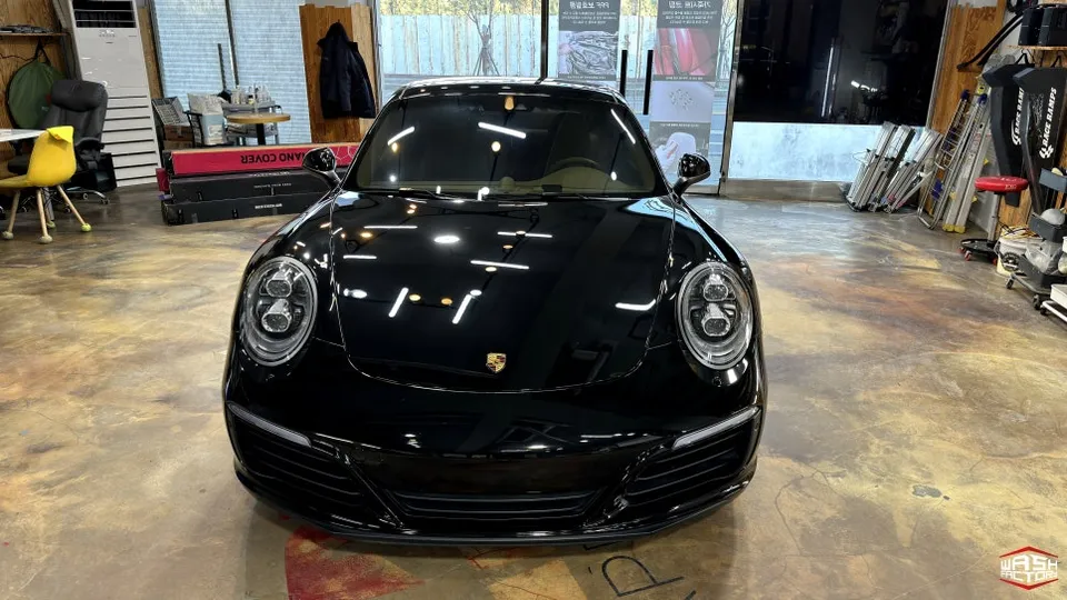 ポルシェ 911カレラ カーラッピング事例|費用目安・仕上がり 施工写真 2-3