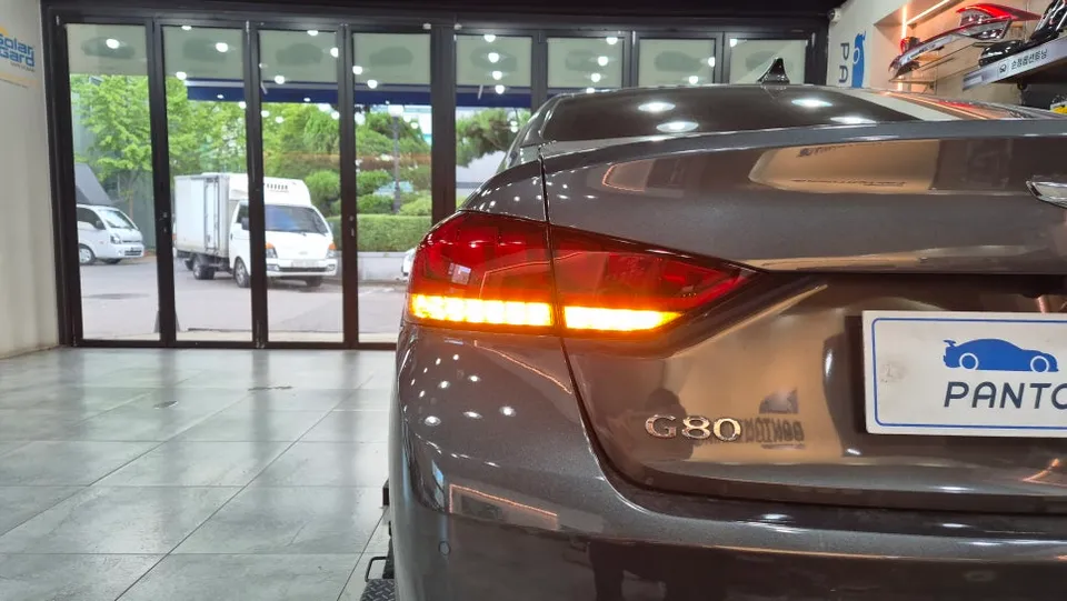 Genesis G80 DH lighting upgrade - Genesis G80 DH Lighting Upgrade Review: Before & After photo 5