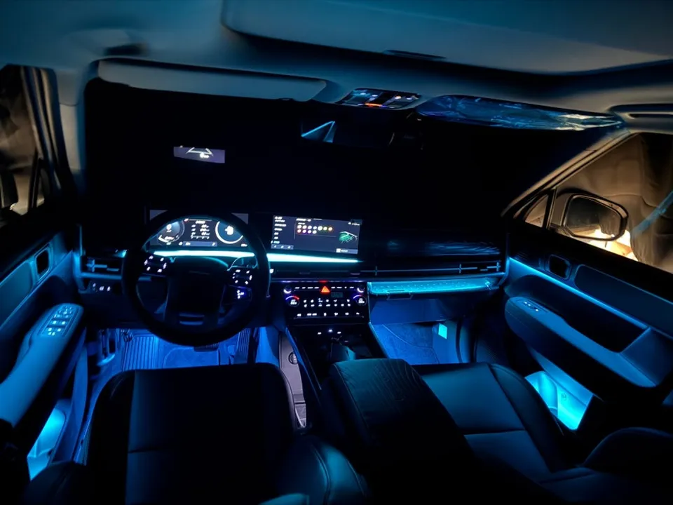 Hyundai Santa Fe MX5 ambient lighting - Hyundai Santa Fe MX5 Ambient Lighting Installation Review — Cost photo 4