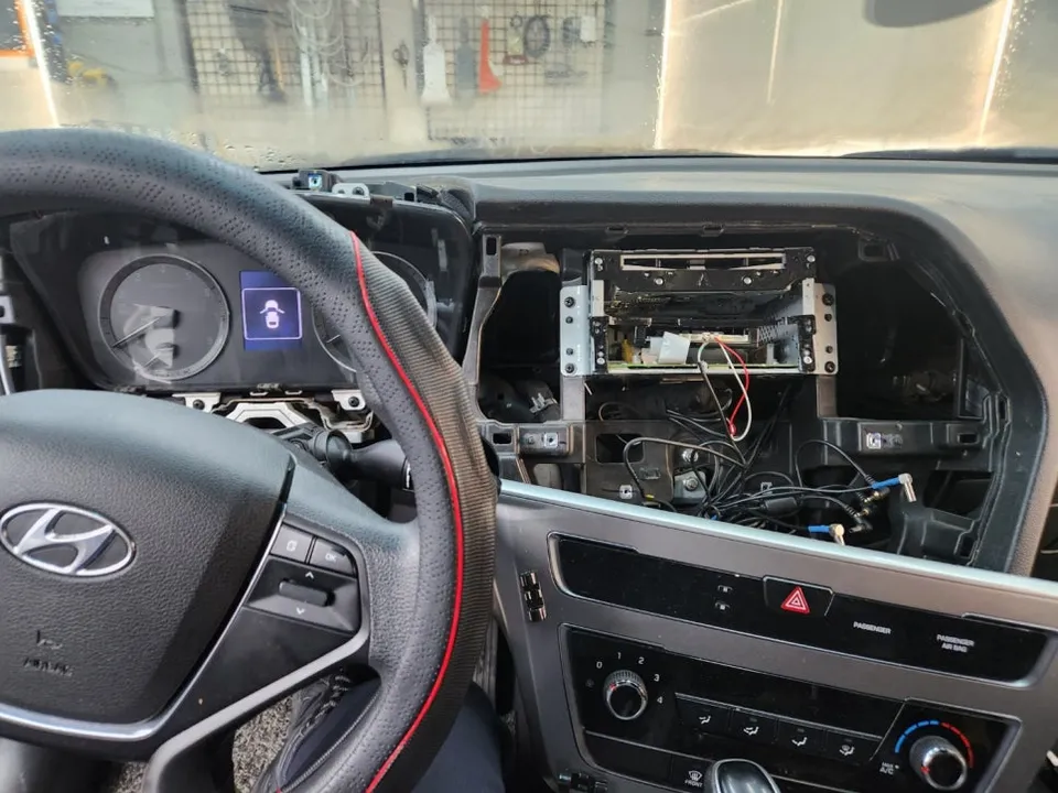 Hyundai SonataのPPF施工事例|韓国での実例紹介 施工写真 1-2