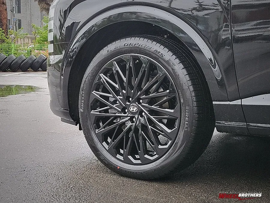 Hyundai Palisadeのホイールリペア・塗装事例 施工写真 4-2