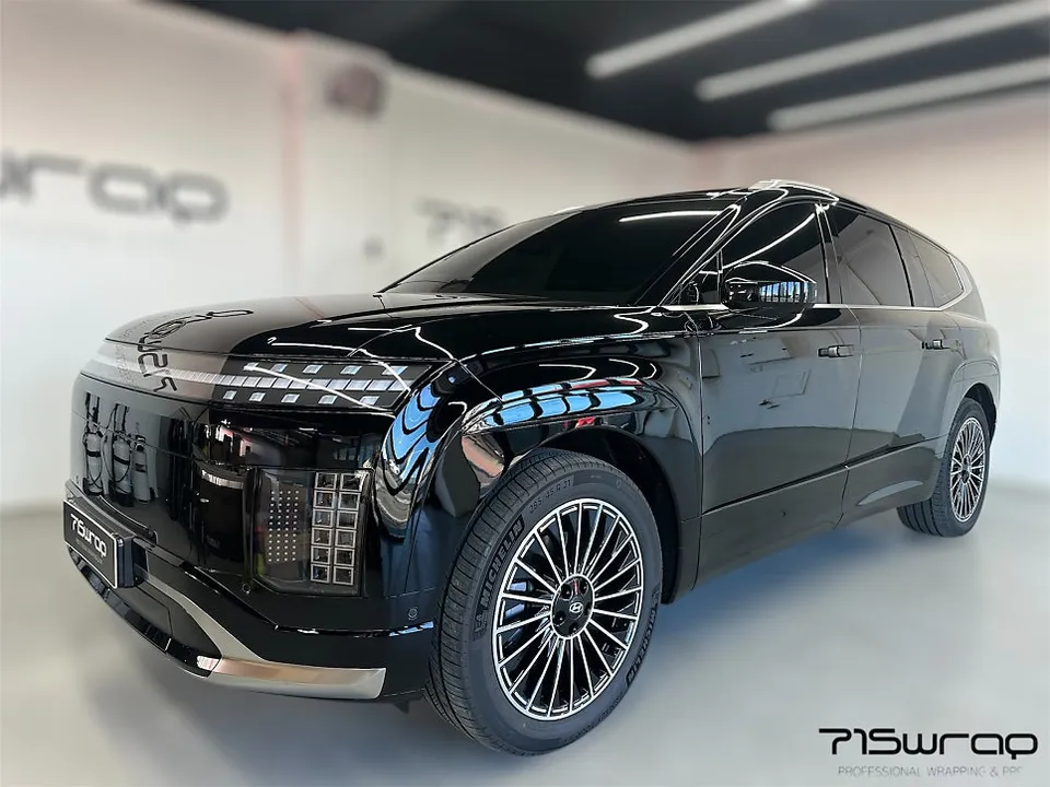 Hyundai IONIQ vinyl wrap - Hyundai IONIQ 9 Vinyl Wrap Review: Chrome Delete for Black Charis photo 3