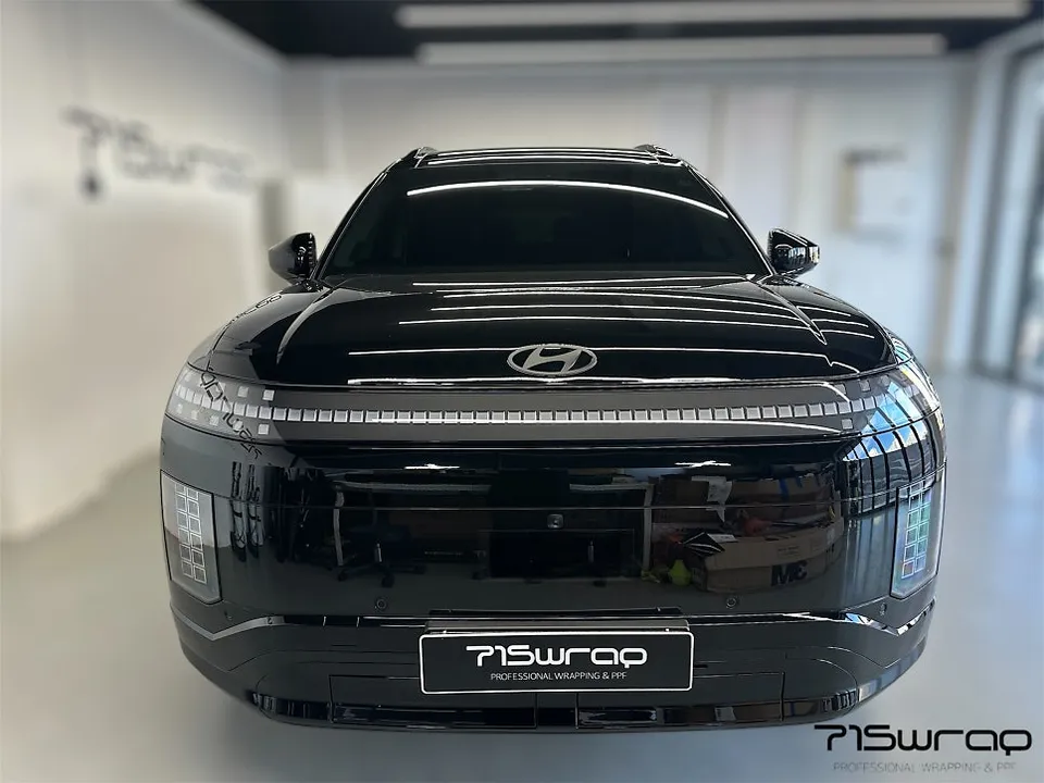 Hyundai IONIQ vinyl wrap - Hyundai IONIQ 9 Vinyl Wrap Review: Chrome Delete for Black Charis photo 5