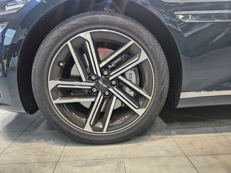 Genesis G80 PPF施工事例|費用目安と仕上がり 施工写真 1-3