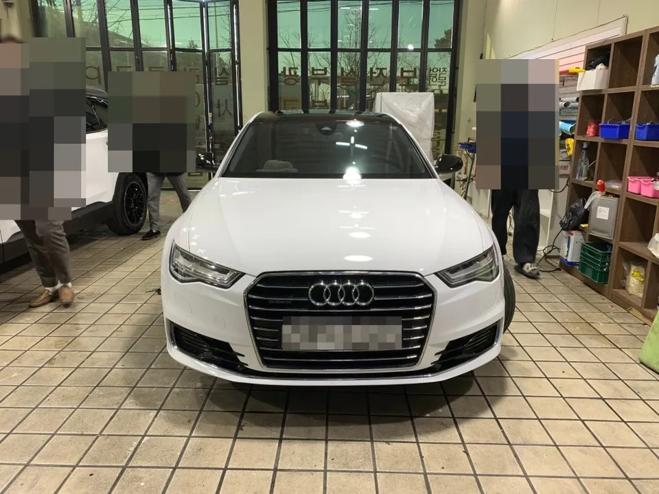 Audi A6 vinyl wrap - Audi A6 Vinyl Wrap Review: White Gloss & Interior photo 3