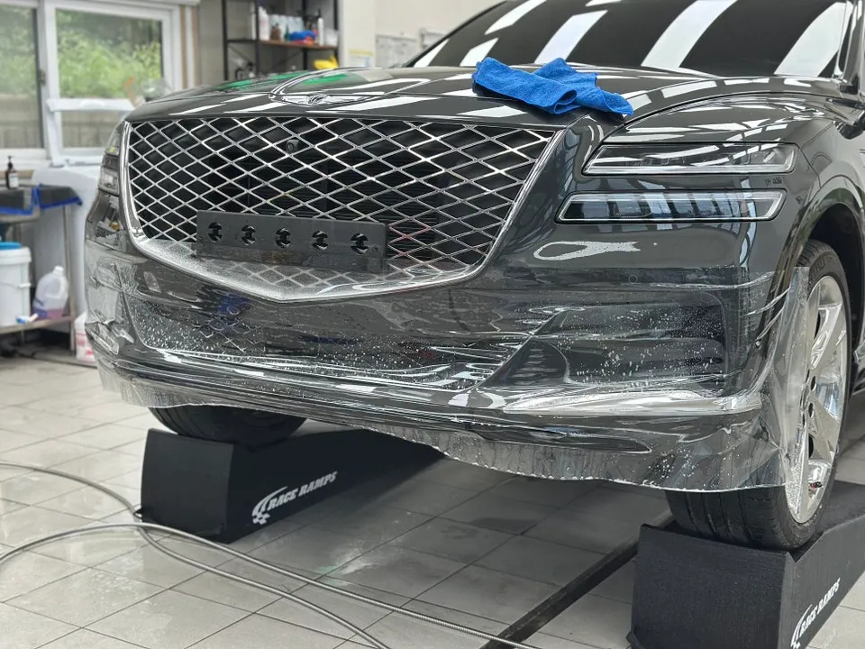 Genesis GV80 PPF施工事例|費用目安と仕上がり 施工写真 1-2